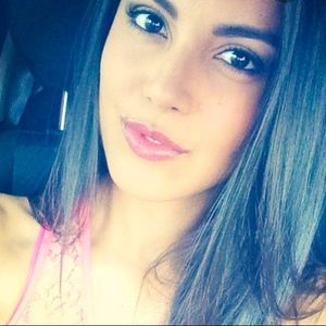 Meet your Posher, Tenisha